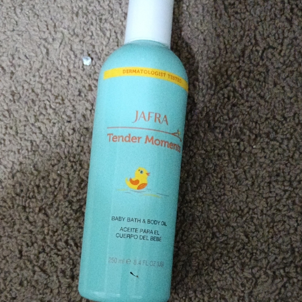 Jafra Tender Moments Baby Bath & Body Oil - Blue